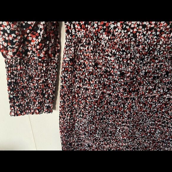 TABBY Floral Smocked Puffed Long Sleeve Dress - Picture 12 of 14